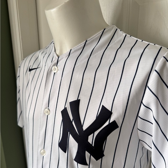 Mens Nike New York Yankees MLB Baseball Jersey Medium - Picture 3 of 12